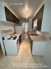 5307 11th Ave NW in Seattle, WA - Building Photo - Building Photo