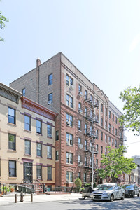 745 Lincoln in Brooklyn, NY - Foto de edificio - Building Photo