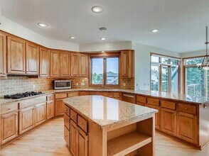 18605 Overland Trail in Eden Prairie, MN - Building Photo - Building Photo