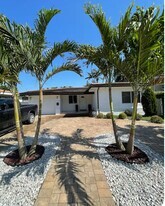 146 Ponce de Leon in Coral Gables, FL - Building Photo