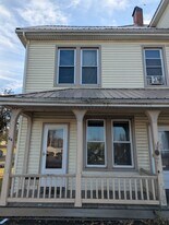 24 W Water St in Muncy, PA - Building Photo