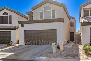 1083 W Sandy Banks in Gilbert, AZ - Building Photo