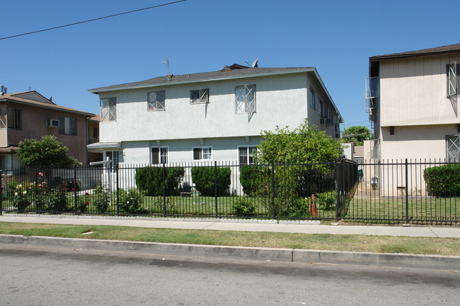 7053 Fulton Ave in North Hollywood, CA - Building Photo - Building Photo