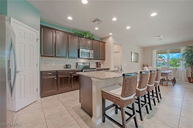 28000 Quiet Water Way in Bonita Springs, FL - Building Photo - Building Photo