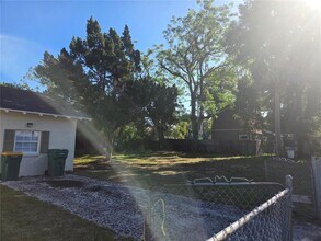 101 E Atwater Ave in Eustis, FL - Building Photo - Building Photo