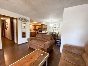 1105 Parkview Dr in Midwest City, OK - Building Photo - Building Photo