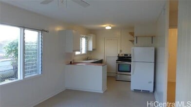 1701 Skyline Dr in Honolulu, HI - Building Photo - Building Photo