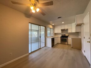 7008 Arend Ct in Citrus Heights, CA - Building Photo - Building Photo
