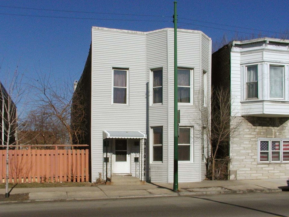 2250 W 35th St in Chicago, IL - Foto de edificio