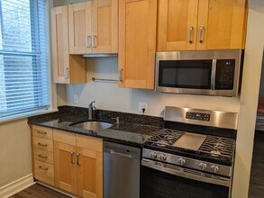 837 Judson Ave, Unit 2 in Evanston, IL - Building Photo - Building Photo