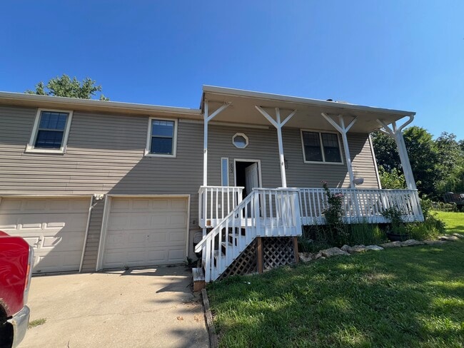 property at 603 SE 125th Rd