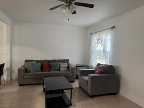 14240 NE 9th Ave in North Miami, FL - Building Photo - Building Photo