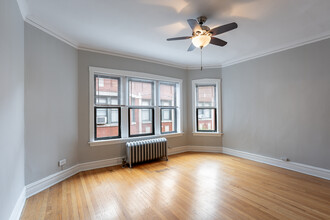 Campus Court Apartments in Chicago, IL - Foto de edificio - Interior Photo