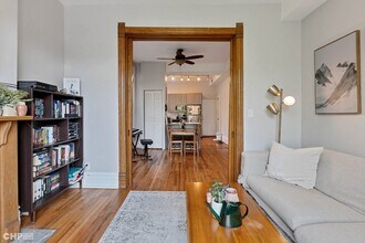 2610 W Rice St, Unit 1F in Chicago, IL - Building Photo - Building Photo