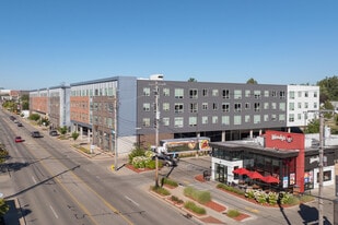 Diamond Place I in Grand Rapids, MI - Building Photo