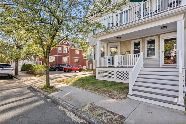 property at 7-9 Stoughton St