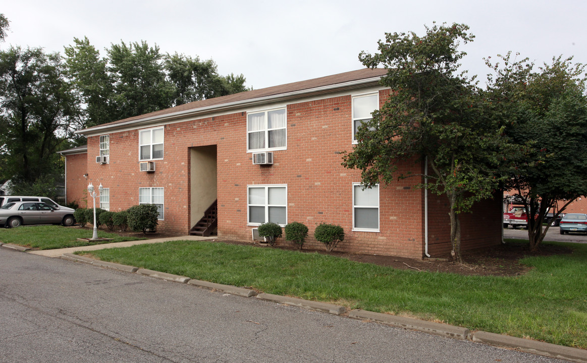 2607-2635 Red Rock Blvd in Grove City, OH - Building Photo