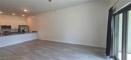 414 NE 25th Ave in Cape Coral, FL - Building Photo - Building Photo