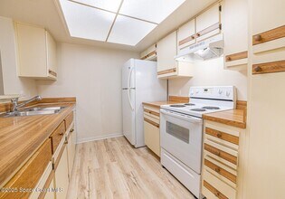 5612 Sisson Rd in Titusville, FL - Building Photo - Building Photo