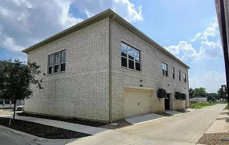 property at 1937 Bel Air Dr