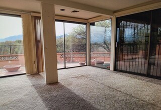 351 W Calle Lecho in Green Valley, AZ - Building Photo - Building Photo