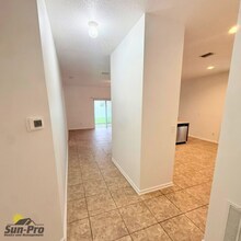 1932 Cove Point Rd in Port Orange, FL - Building Photo - Building Photo