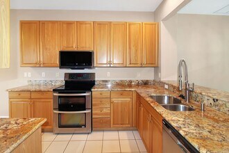 656 Back 9 Dr in Venice, FL - Building Photo - Building Photo