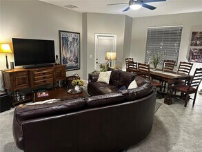 3289 Gentle Dell Ct in Zephyrhills, FL - Building Photo - Building Photo