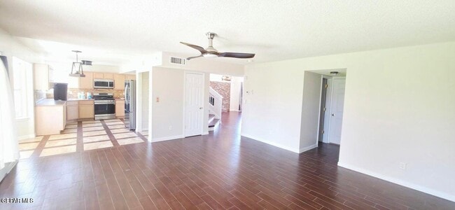 441 Desert Dandelion St in Horizon City, TX - Building Photo - Building Photo