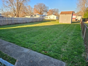 615 19th St in Vienna, WV - Foto de edificio - Building Photo