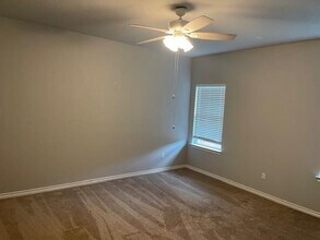 337 Trellis Blvd in Leander, TX - Building Photo - Building Photo