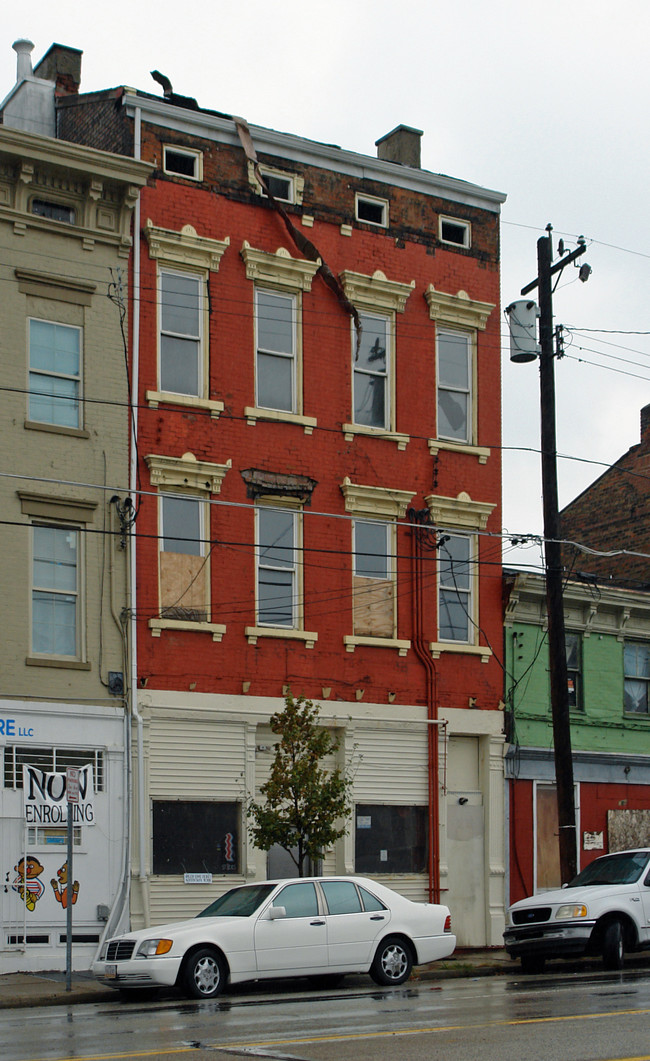 516 W Liberty St in Cincinnati, OH - Building Photo - Building Photo