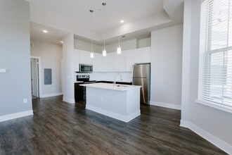 The Landon at New Albany Park in New Albany, OH - Building Photo - Building Photo