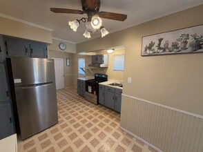 1920 Middle St in Pittsburgh, PA - Building Photo - Building Photo