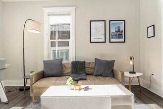 415 6th St NW in Grand Rapids, MI - Foto de edificio - Building Photo