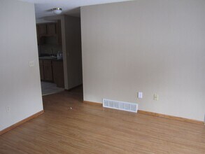 419 N Mallory St-Unit -419 #1 in Waterville, MN - Building Photo - Building Photo