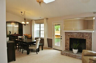 2621 Meckley Ct in Virginia Beach, VA - Building Photo - Building Photo