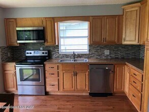 423 Count St in Melbourne, FL - Building Photo - Building Photo