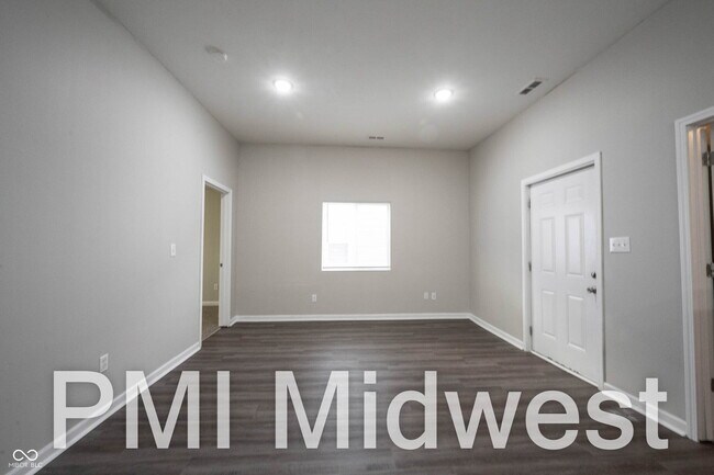 925 N Sheffield Ave in Indianapolis, IN - Building Photo - Building Photo