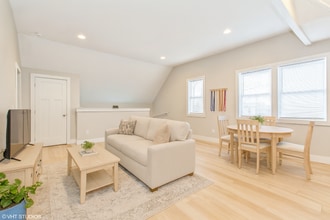 2508 Lakeshore Dr in St. Joseph, MI - Building Photo - Building Photo