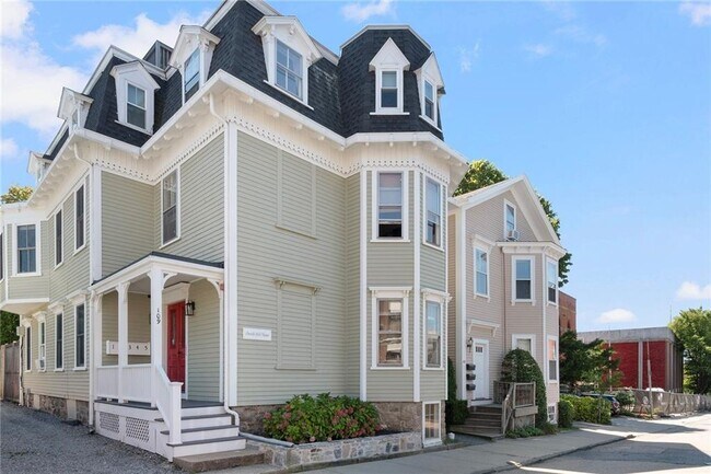 109 Church St in Newport, RI - Building Photo - Building Photo