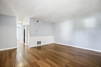 536 Granite Ridge Pl in Sandy Springs, GA - Building Photo - Building Photo