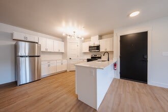 426 Cobalt Dr in Kalispell, MT - Building Photo - Building Photo