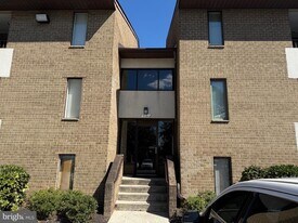 531 Florida Ave in Herndon, VA - Building Photo