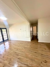 2313 NW 4th St in Lawton, OK - Building Photo - Building Photo