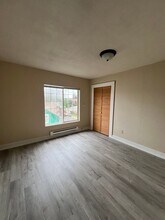 2129 Union Ave in North Bend, OR - Foto de edificio - Building Photo