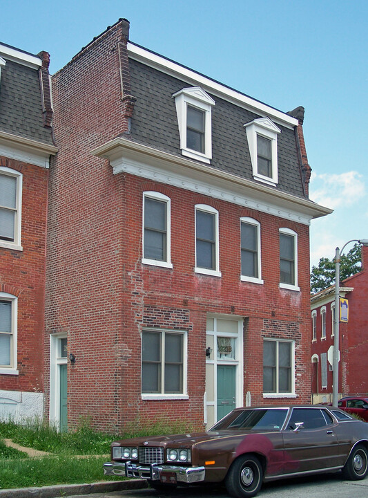 2823 Hadley St in St. Louis, MO - Building Photo