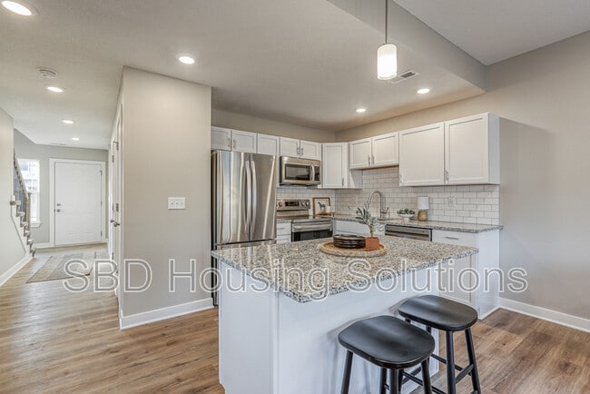 2905 S Harvard Ave in Independence, MO - Building Photo - Building Photo