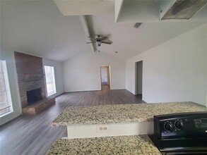 8534 Parkhill Forest Dr in Houston, TX - Building Photo - Building Photo