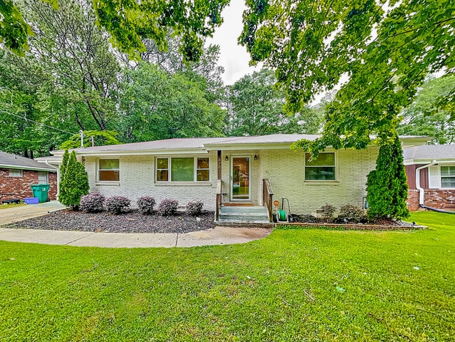 property at 878 Lake Ct